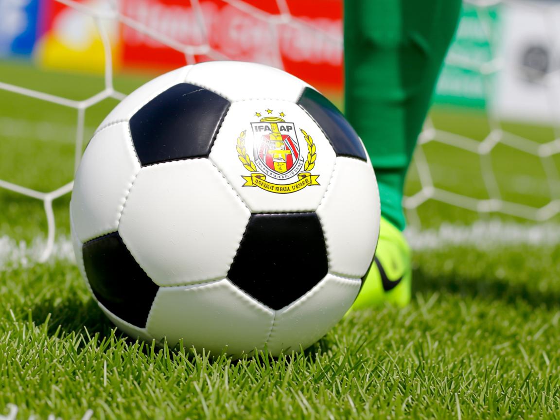 开云体育官网登入-CBA联赛本土教练崭露头角 球队打法更具特色，cba个球队教练  第2张