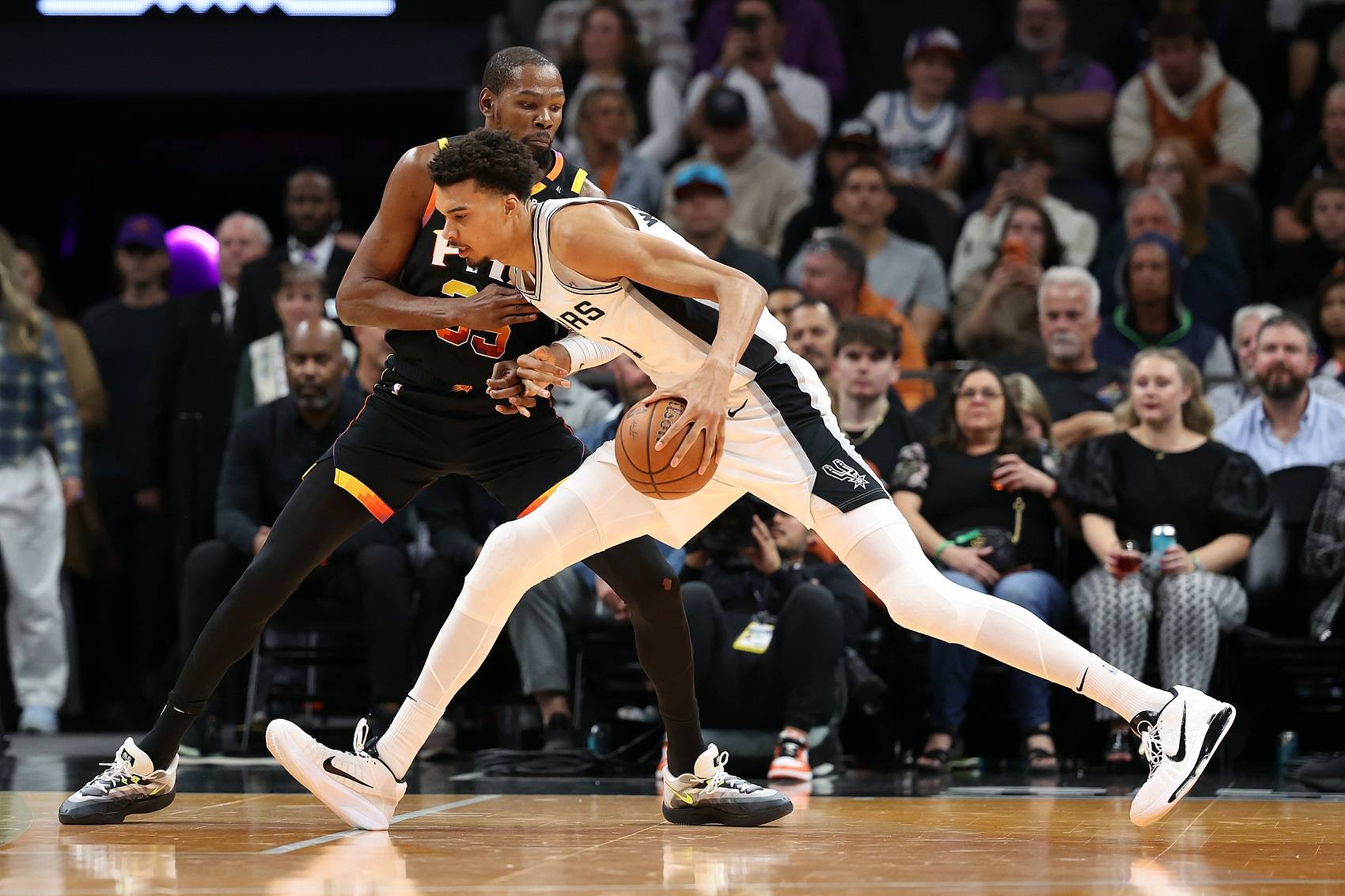 NBA赛季倒计时，球队备战状态日益紧张